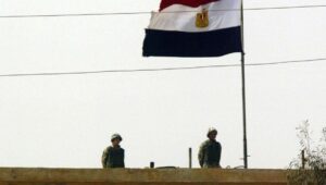Egyptian soldiers stand guard at the Rafah border crossing to the southern Gaza Strip. Photo: Abed Rahim Khatib/Flash90.