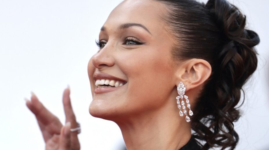 Bella Hadid. Photo: EPA-EFE/GUILLAUME HORCAJUELO