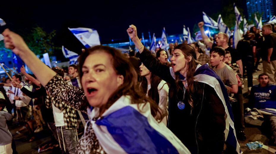 Israelis rally in support of the government's planned judicial reform outside the Knesset in Jerusalem, April 27, 2023. Photo by Erik Marmor/Flash90.