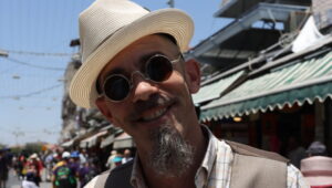Shuki is a rather exotic tour guide in Jerusalem. Photo: Aliza Ashkenazi