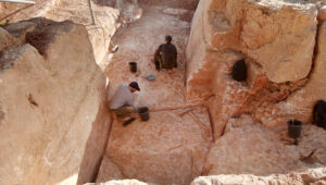 Archaeologists excavate a 2,000-year-old quarry in northern Jerusalem. Credit: Israel Antiquities Authority.