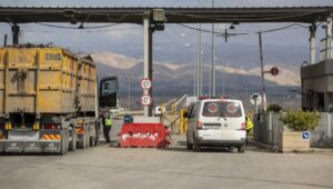 The Allenby border crossing in the Jordan Valley. Archive photo: EPA-EFE/ATEF SAFA