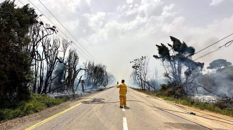 Israel's Fire and Rescue Services works to keep blazes at bay in northern Israel as a result of rocket attacks by Hezbollah in Lebanon, September 2024. Credit: Courtesy of KKL-JNF.