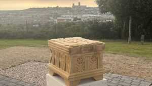 The Lincoln stone. Photo by Sian Wade
