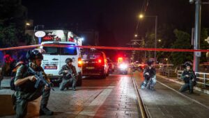 Israeli security at the scene of a shooting attack in Jaffa, Oct. 1, 2024. Photo by Itai Ron/Flash90.