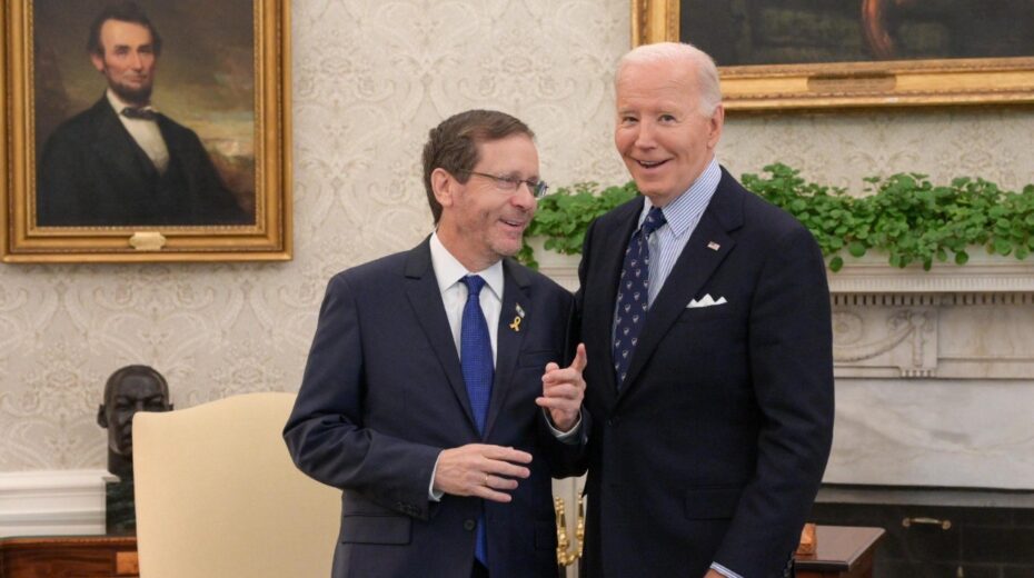 US President Joe Biden meeting in the Oval Office with visiting Israeli President Isaac Herzog on November 12, 2024. Photo by Ma'ayan Toaf/GPO