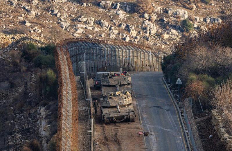 Israeli soldiers on the border fence on the Israeli border with Syria, northern Israel, December 9, 2024. Photo by Chaim Goldberg/Flash90