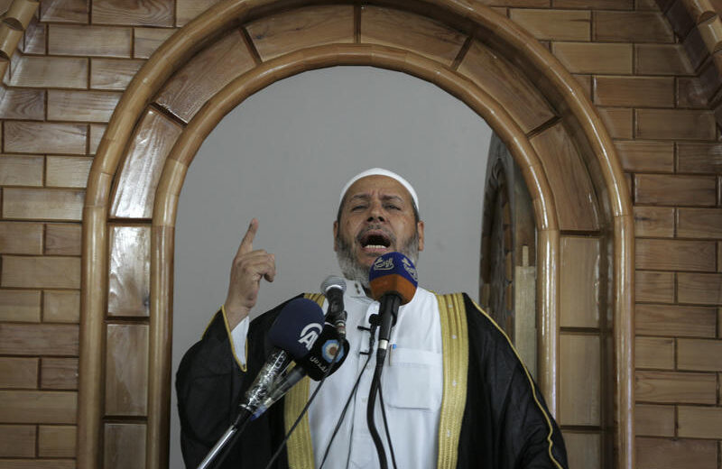Senior Hamas official Khalil al-Hayya, gives a speech during Friday prayer in Rafah in the southern Gaza Strip, on June 12, 2015. Photo by Abed Rahim Khatib/Flash 90