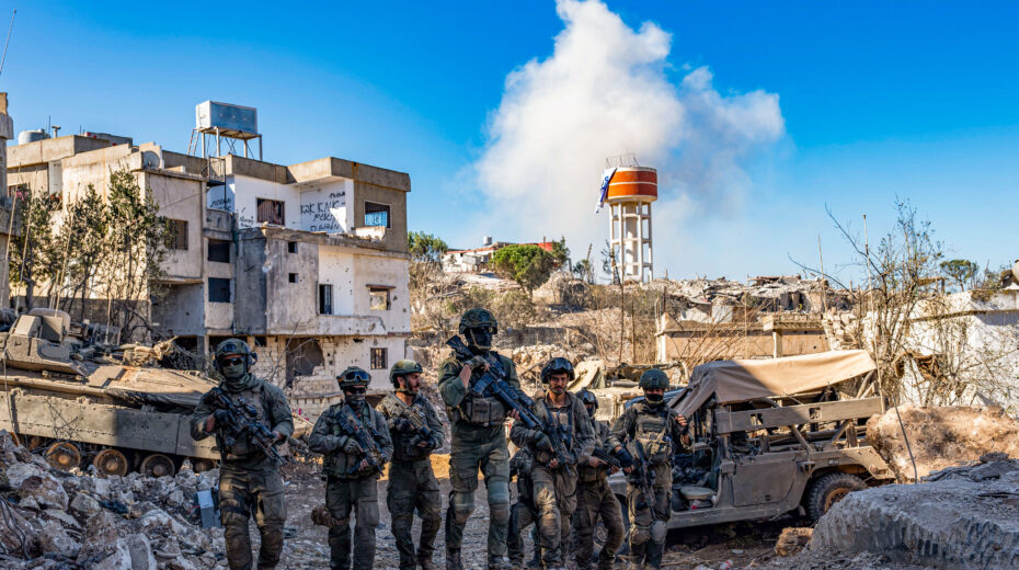 Golani Brigade soldiers in southern Lebanon. Photo by Ayal Margolin/Flash90