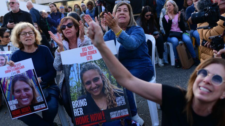 Israelis watch the release of three hostages held by Hamas on January 19, 2025. Photo by Tomer Neuberg/Flash90