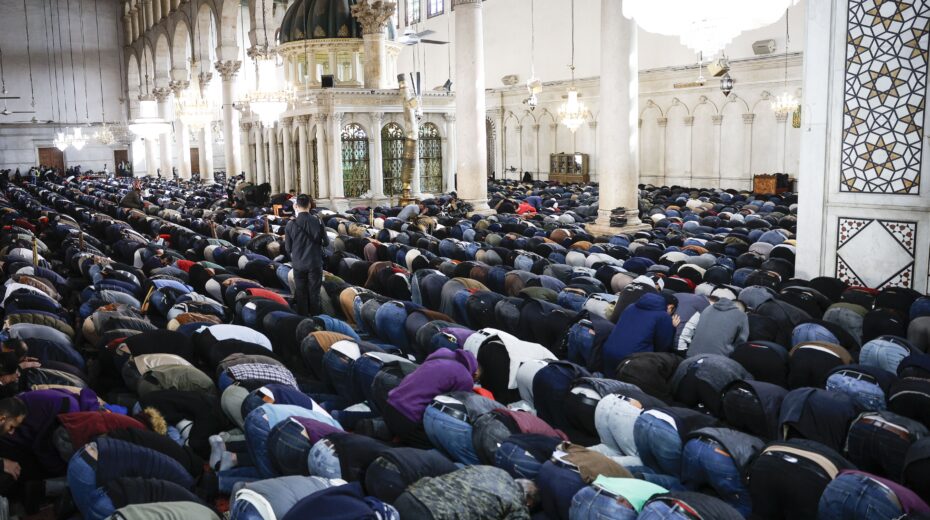 People attend Friday prayers at the Umayyad Mosque on Friday after the overthrow of Syrian President Bashar al-Assad. Photo: Antonio Pedro Santos/EPA-EFE