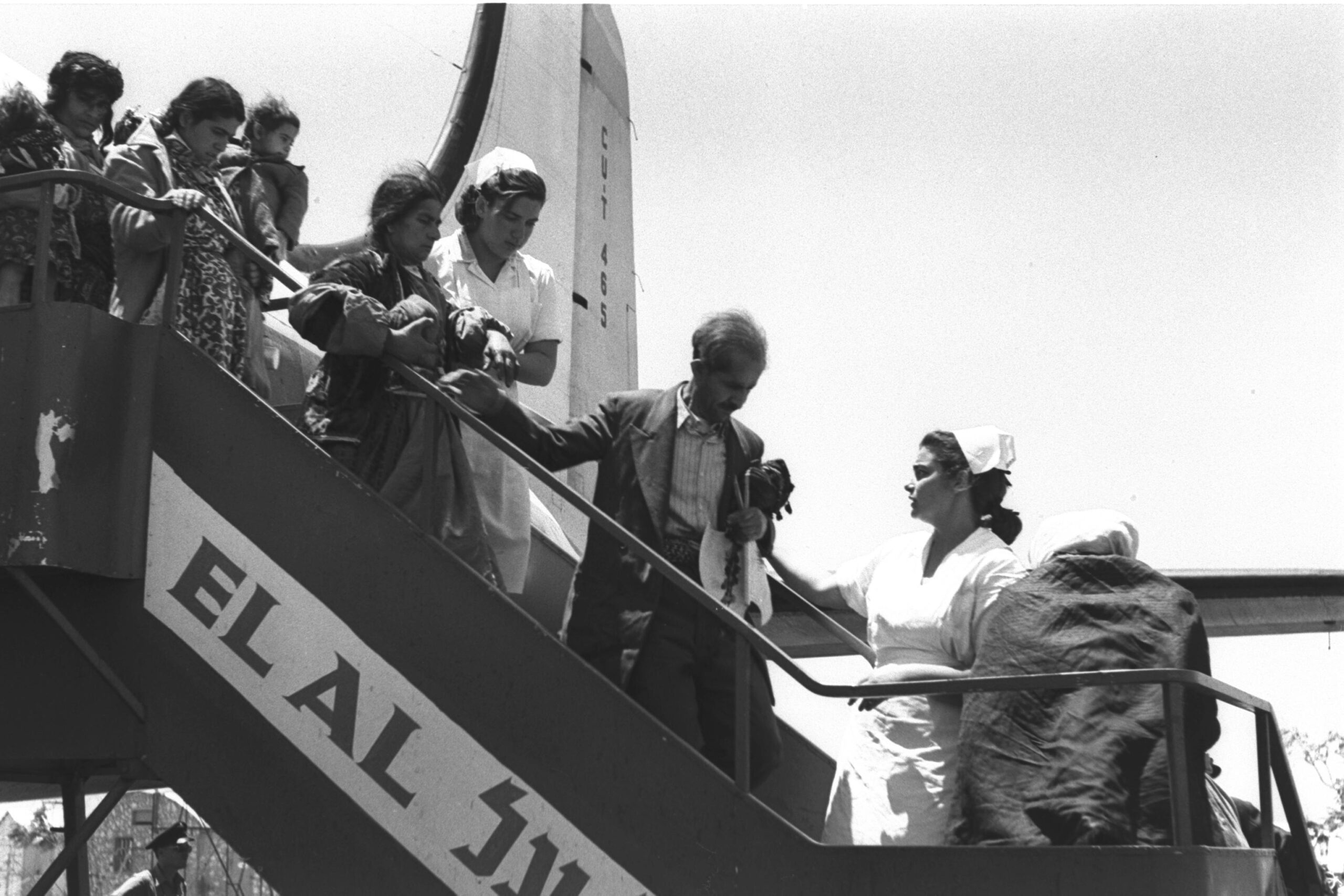 Jews from Iraq arrive at Lod Airport in Israel during Operation Ezra and Nehemiah in 1951. Photo: Teddy Brauner/GPO