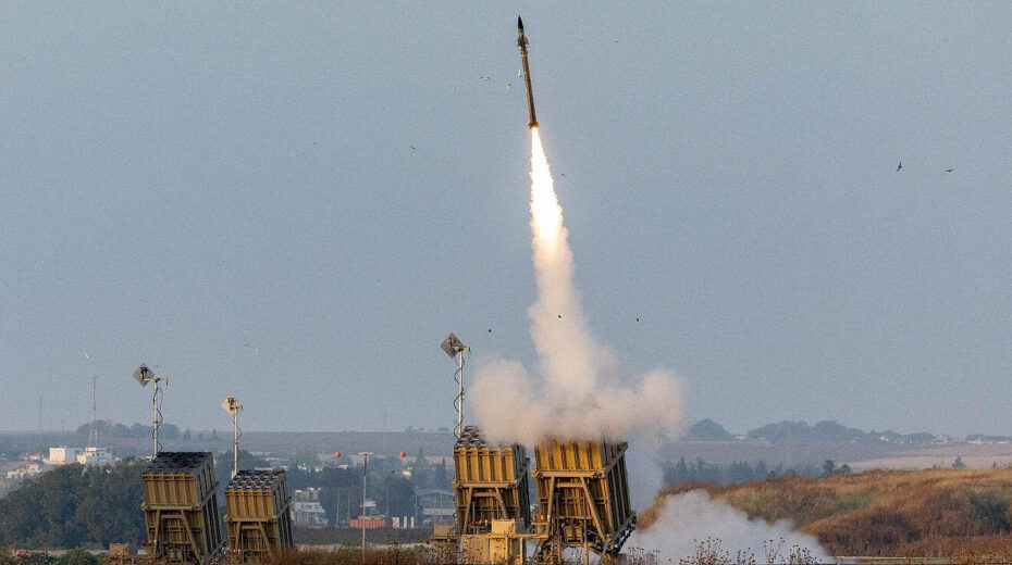 The Iron Dome air-defense system intercepts rockets fired from the Gaza Strip over Sderot, May 13, 2023. Photo by Yonatan Sindel/Flash90.