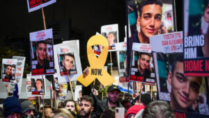 Protesters at the "Hostage Square" in Tel Aviv, February 22, 2025, during a rally calling for the release of Israelis held hostage by Hamas terrorists in the Gaza Strip. Photo: Avshalom Sassoni/Flash90