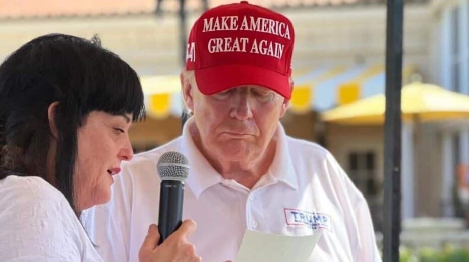 Judith Raanan, a former hostage held by Hamas in the Gaza Strip along with her daughter, meets President-elect Donald Trump in Florida on Dec. 10, 2024. Credit: Courtesy of the Hostages and Missing Families Forum.