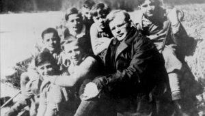 Dietrich Bonhoeffer. Photo: Bundesarchiv, Bild 183-R0211-316 / CC-BY-SA 3.0