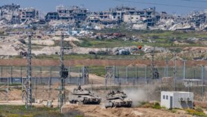 Israeli soldiers seen on the Israeli border with the Gaza Strip, on March 18, 2025. Photo by Chaim Goldberg/Flash90.