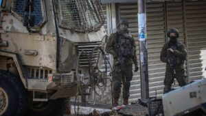 Israeli soldiers seen in the street during a military raid in Tulkarem, in northern Samaria, Feb. 5, 2025. Photo by Nasser Ishtayeh/Flash90.