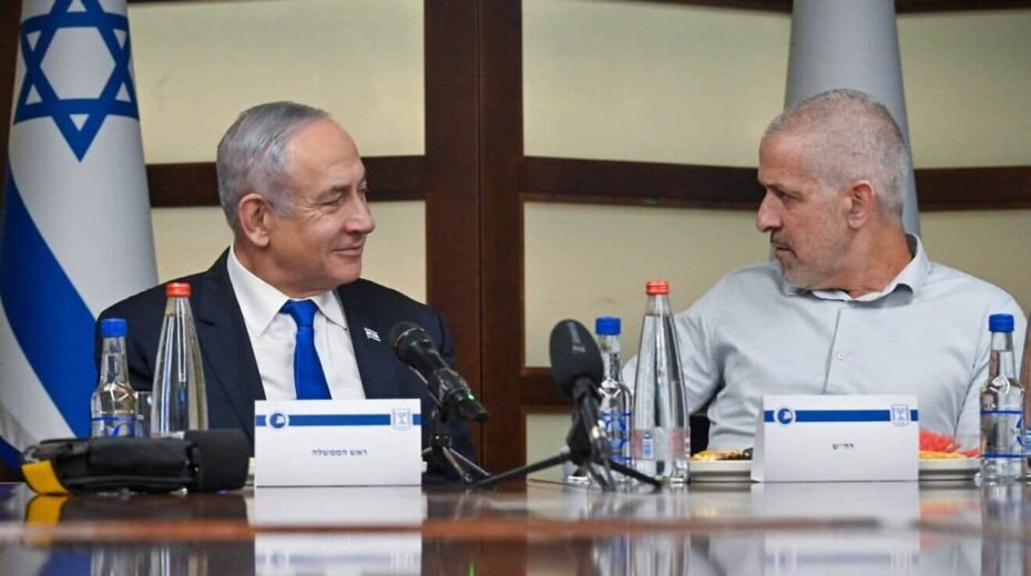 Prime Minister Benjamin Netanyahu with Israel Security Agency (Shin Bet) director Ronen Bar, April 18, 2024. Photo by Koby Gideon/GPO.