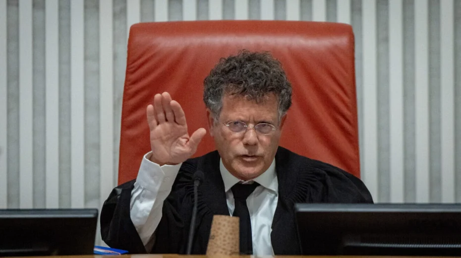 Justice Yitzhak Amit speaks at a court hearing on petitions against the firing of Shin Bet director Ronen Bar at the Israeli Supreme Court in Jerusalem, April 8, 2025. Photo by Yonatan Sindel/Flash90.