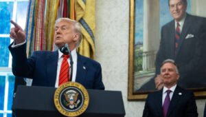 US President Donald Trump (left) speaks during the swearing-in of US Special Representative for the Middle East, Steve Witkoff, in the Oval Office of the White House in Washington, DC, USA, on May 6, 2025. Photo: EPA-EFE/FRANCIS CHUNG / POOL
