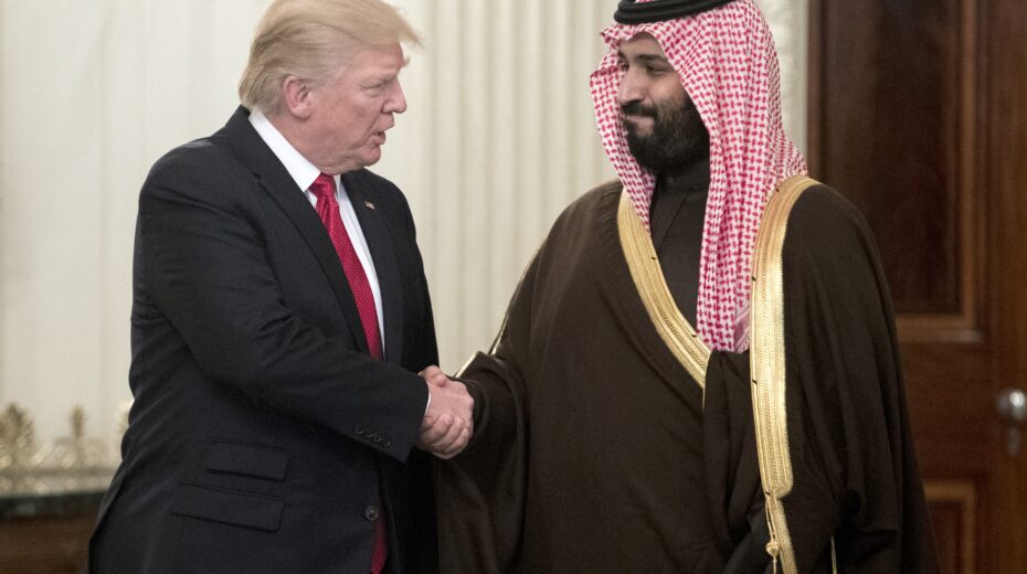 US President Donald J. Trump welcomes Mohammed bin Salman, Crown Prince and Prime Minister of the Kingdom of Saudi Arabia, before a luncheon in the State Dining Room of the White House in Washington, DC, USA, on March 14, 2017. Photo: EPA-EFE/MICHAEL REYNOLDS