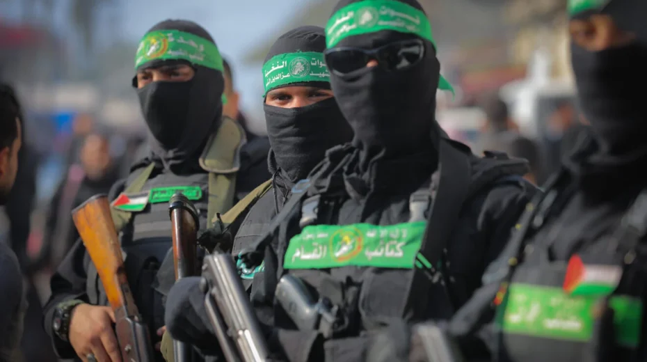 Hamas terrorists at the funeral of Hamas council member Ghazi Abu Tamaa, in Al-Hajj Musa Mosque in Khan Yunis in Gaza, Feb. 4, 2025. Photo by Ali Hassan/Flash90.