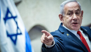 Prime Minister Benjamin Netanyahu publicly lashes his critics from the Knesset podium. Photo by Chaim Goldberg/Flash90