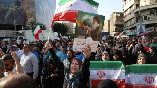 Demonstration against the US and Israel in Tehran, Iran, on June 22, 2025. Photo: EPA-EFE/ABEDIN TAHERKENAREH.