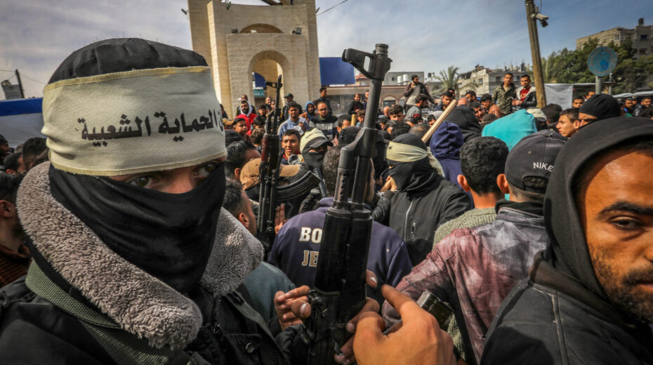 Illustration. Armed and masked Palestinians patrol the streets of Rafah in the southern Gaza Strip, March 1, 2024. Photo: Abed Rahim Khatib/Flash90