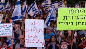 A rally against the war in Gaza, against Prime Minister Benjamin Netanyahu and his government in Rabin Square in Tel Aviv on May 22, 2025. Photo: Tomer Neuberg/Flash90