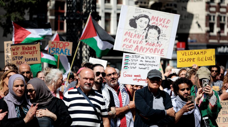 Demonstration against Israel and the situation in the Gaza Strip in Amsterdam, Netherlands, August 9, 2025. Photo: EPA/RAMON VAN FLYMEN.