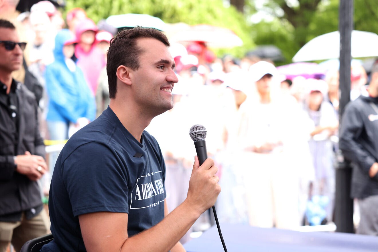 Turning Point USA founder Charlie Kirk speaks with attendees at the University of South Carolina tour stop of the “American Comeback Tour” in Columbia, S.C., on April 7, 2025. Credit: Courtesy of Gage Skidmore via Wikimedia Commons.