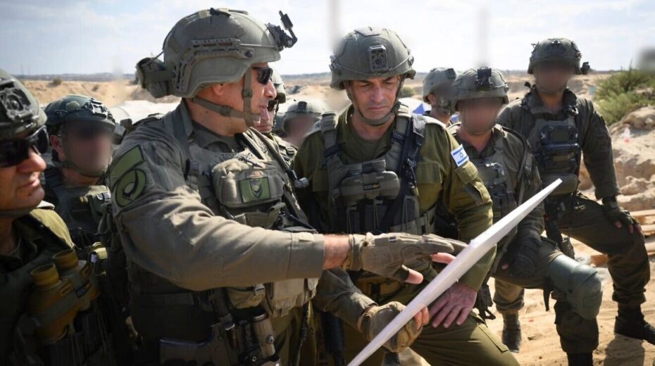 IDF Chief of Staff Eyal Zamir with his troops on the frontlines in Gaza. Photo: IDF Spokesman