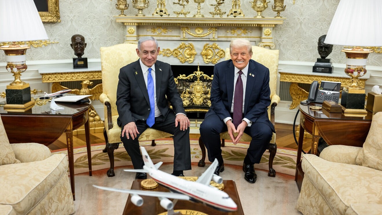 U.S. President Donald Trump poses for a photo with Israeli Prime Minister Benjamin Netanyahu in the Oval Office after a joint press conference announcing the U.S. peace plan for Gaza, Sept. 29, 2025. Credit: Daniel Torok/White House.