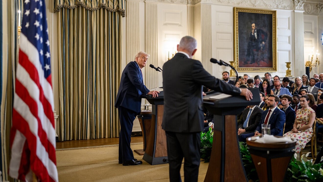 President Donald Trump and Israeli Prime Minister Benjamin Netanyahu hold a joint press conference announcing the U.S. peace plan for Gaza, Sept. 29, 2025. Photo by Daniel Torok/White House.