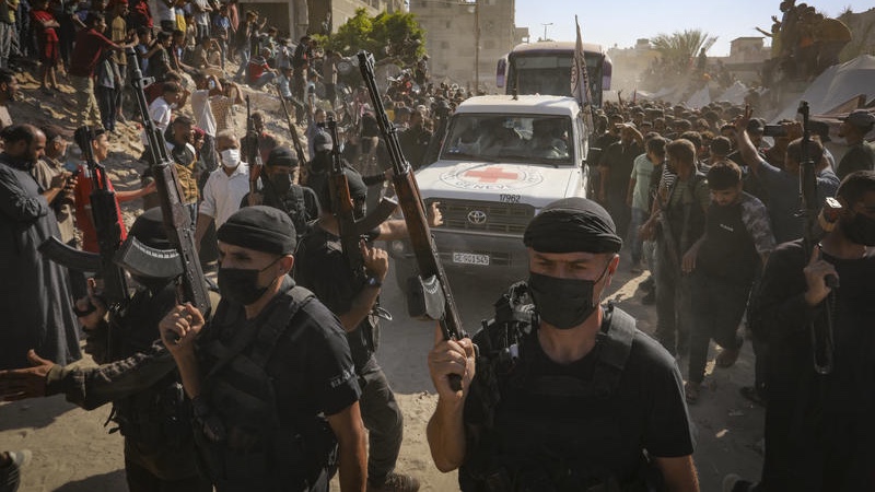 Hamas gunmen return to the streets of Gaza en masse under Trump's ceasefire plan. Photo by Abed Rahim Khatib/Flash90