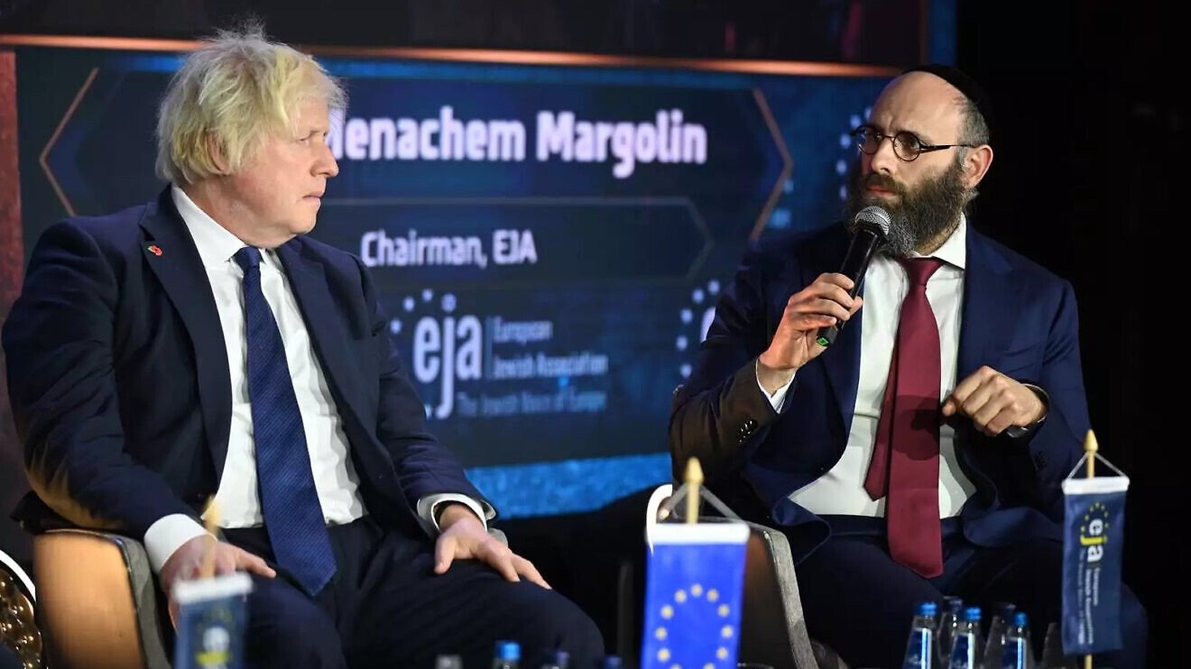 Former British Prime Minister Boris Johnson and European Jewish Association head Rabbi Menachem Margolin at the King David Award ceremony in Krakow, Poland, on Nov. 3, 2025. Photo by Yoav Dudkevitch/EJA.
