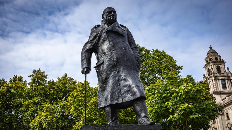 A statue depicting late British Prime Minister Winston Churchill, in London. September 20, 2022. Photo by Nati Shohat/Flash90