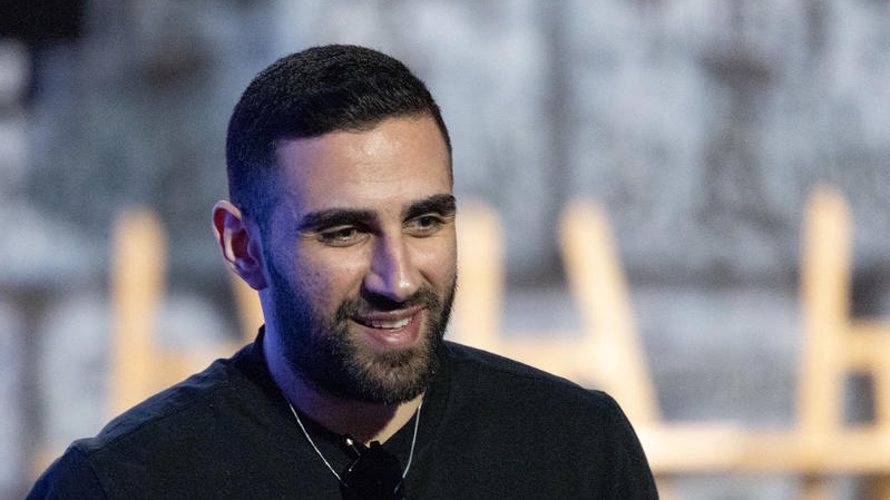 Released hostage Segev Kalderon at the President's Decoration Award Ceremony at the president house in Jerusalem. October 22, 2025. Photo by Chaim Goldberg/FLASH90