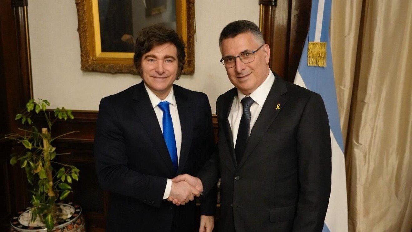 Israeli Foreign Minister Gideon Sa’ar meets with Argentine President Javier Milei in Buenos Aires, Nov. 25, 2025. Source: @gidonsaar/X.