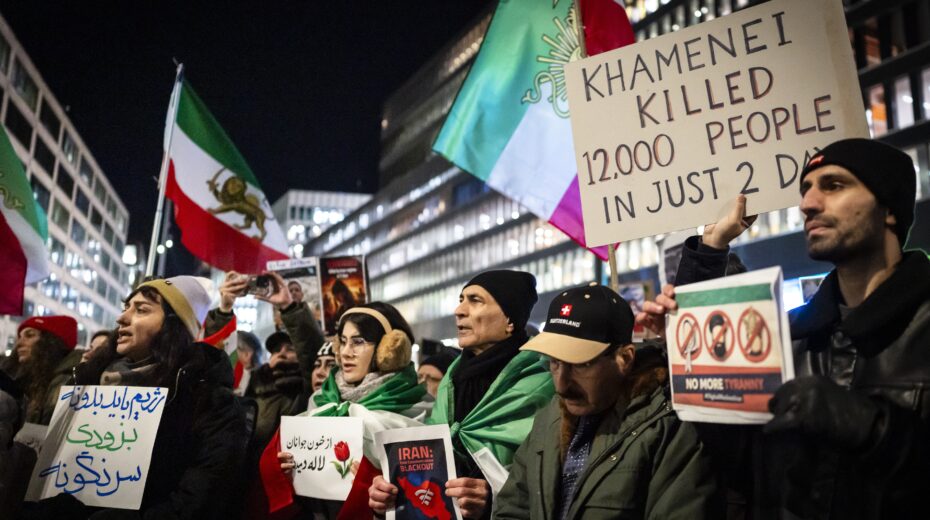 Demonstrators in Zurich support the nationwide protests against the Iranian regime. As the uprising in Iran escalates, the people's struggle for freedom is gaining global attention. Photo: EPA/Michael Buholzer