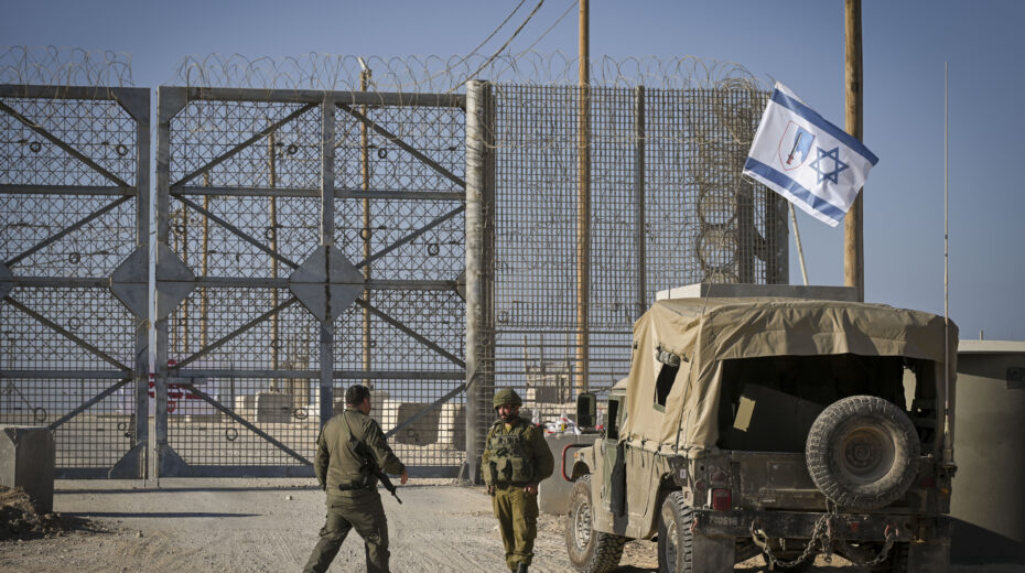 Israeli soldiers at the Gaza border. Photo: Michael Giladi/Flash90