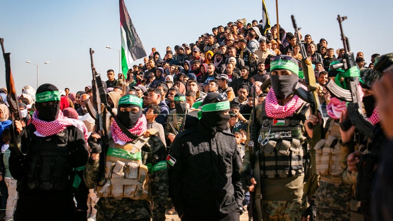 Believing that Hamas will voluntarily lay down its arms is the height of naivety. Photo by Abed Rahim Khatib/Flash90