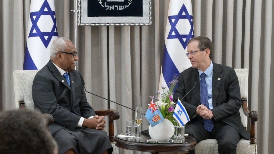 Fiji's first ambassador to Israel, Jesoni Vitusagavulu, is received in Jerusalem by Israel President Isaac Herzog. Photo: Ma'ayan Toaf/GPO