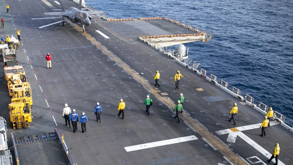 A US Marine Corps F-35B Lightning II takes off from the amphibious assault ship USS Tripoli (LHA 7) while operating in the U.S. Central Command area of responsibility, April 10, 2026. Source: @CENTCOM/X.