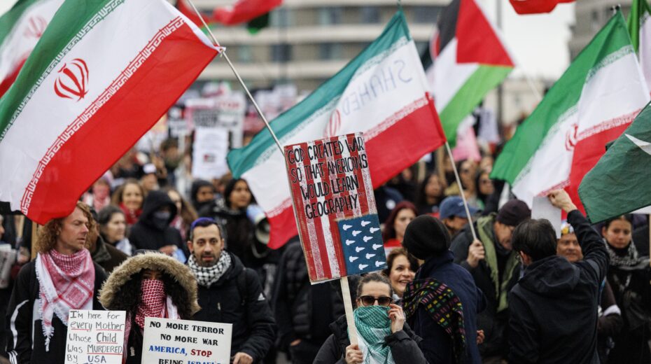 Demonstration in London on March 7, 2026, in support of the Iranian regime. Photo: Tolga Akmen/EPA