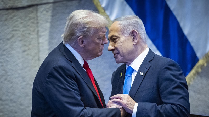 U.S. President Donald Trump with Israeli Prime Minister Benjamin Netanyahu during a special plenum session in honor of President Trump at the Knesset, Israel’s parliament in Jerusalem, on October 13, 2025. Photo by Yonatan Sindel/Flash90