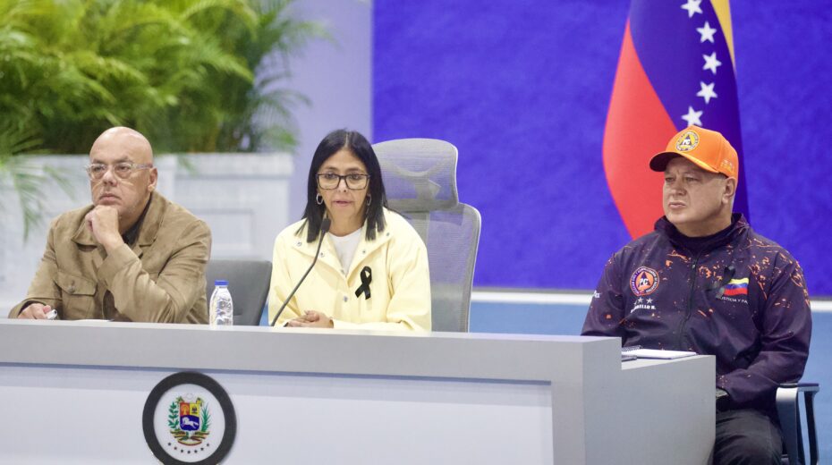 Venezuela’s interim president, Delcy Rodríguez, thanks the international community, including Israel, at a press conference in Caracas for its assistance following the devastating earthquake. Photo: EPA/IVAN CARDENAS