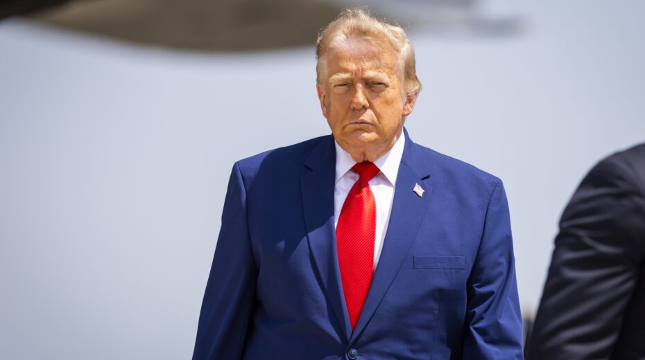 US President Donald Trump at Dover Air Force Base in Delaware during the repatriation of the remains of four US soldiers killed in the conflict with Iran. July 22, 2026. Photo: EPA/Jim Lo Scalzo.